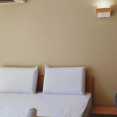 Peaceful Three-bedroom In Briz, By Flat Mаnаger Warna