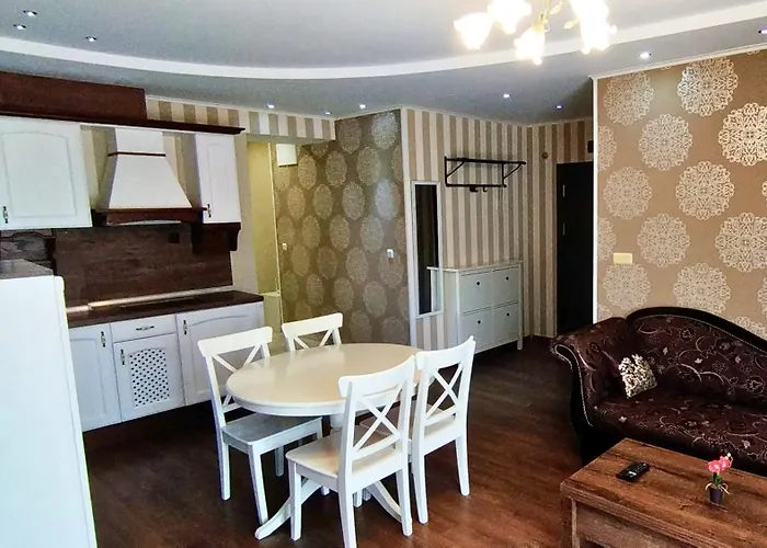 아파트 Peaceful Three-bedroom In Briz, By Flat Mаnаger *