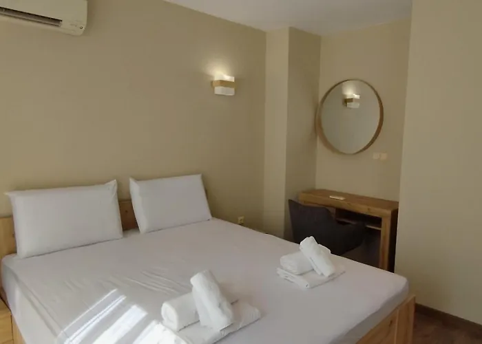 Peaceful Three-bedroom In Briz, By Flat Mаnаger